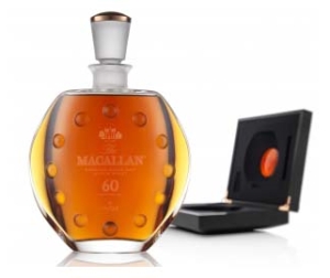 Шестидесятилетний виски Macallan в хрустальной бутылке от Lalique