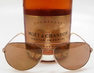 Жизнь в розовом цвете от Moet & Chandon и Mosley Tribes