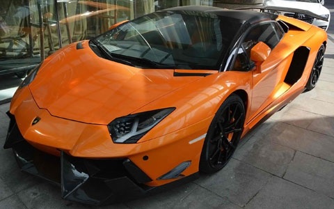 DMC Lamborghini Aventador Roadster SV 2013