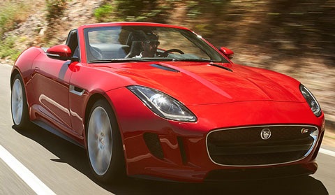 спортивный кабриолет Jaguar F-Type 2013 года
