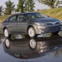 Toyota Avalon Hybrid 2013