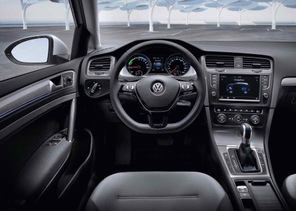 Volkswagen e-Golf 2015