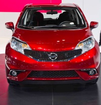 Nissan Versa-Note SR 2015