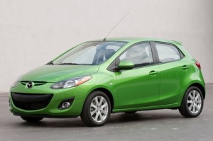 самые недорогие автомобили 2013 Mazda2 Sport