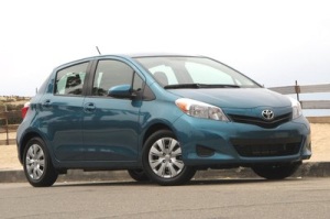 самые недорогие автомобили 2013 Toyota Yaris L 3-door