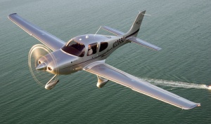 Появился новый улучшенный Cirrus SR22 2012 года