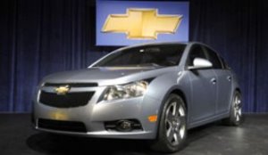 Chevrolet представил в Париже новый автомобиль Chevrolet Cruze