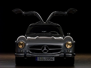 Вторая жизнь легендарного Mercedes Gullwing