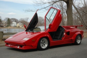 Классический Lamborghini Countach выставлен на продажу