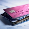 Можно ли оформить кредитную карту быстро и чем это грозит